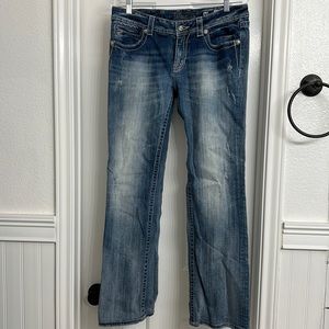 Light Wash Miss Me Jeans, size 32